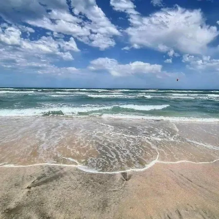 La Plaja Promenada Wave3 Lägenhet Năvodari